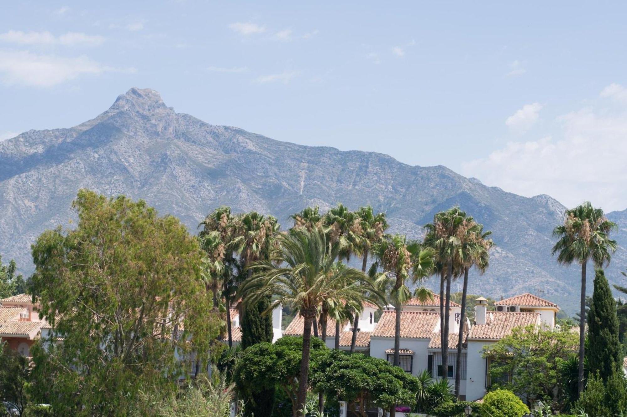 Superior 3Br Golfla Apartment Minutes From Puerto Banus & Marbella مالقة المظهر الخارجي الصورة