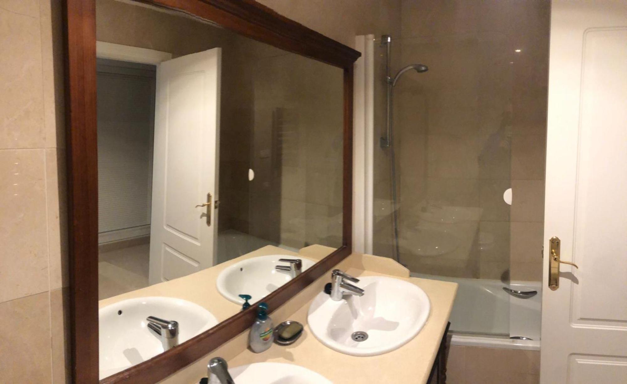 Superior 3Br Golfla Apartment Minutes From Puerto Banus & Marbella مالقة المظهر الخارجي الصورة